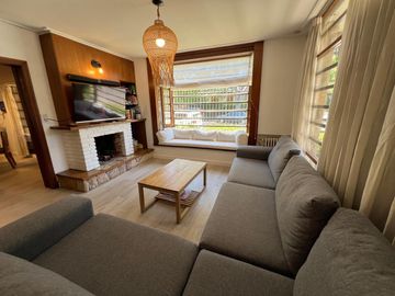 CHALET ESQUINA GUEMES RESIDENCIAL