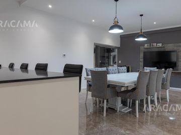 CASA en VENTA en Barrio Nautico El Principado - Canning.