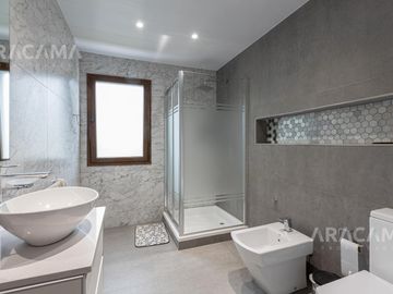 CASA en VENTA en Barrio Nautico El Principado - Canning.