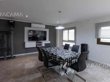 CASA en VENTA en Barrio Nautico El Principado - Canning.