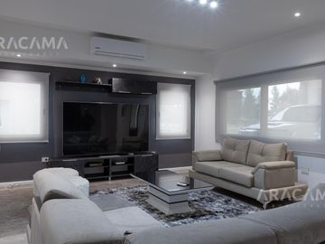 CASA en VENTA en Barrio Nautico El Principado - Canning.