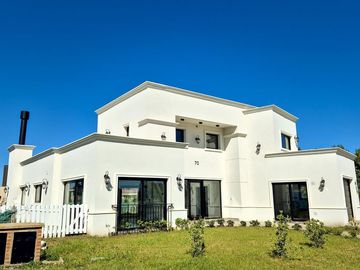 Casa en Arenas del Sur