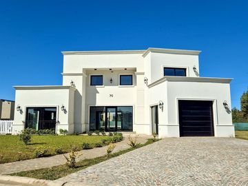 Casa en Arenas del Sur