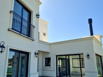 Casa en Arenas del Sur
