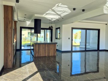 Casa en Arenas del Sur