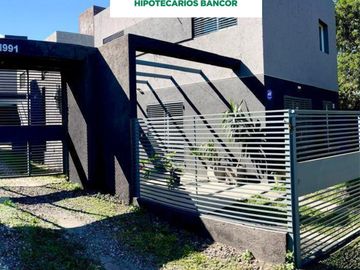 Dúplex en Venta  en Cuesta Colorada. 2 dormitorios. Apto crédito hipotecario