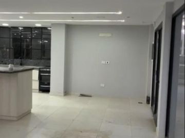 Casa en venta - 4 Dormitorios 4 Baños - 455Mts2 - Canning