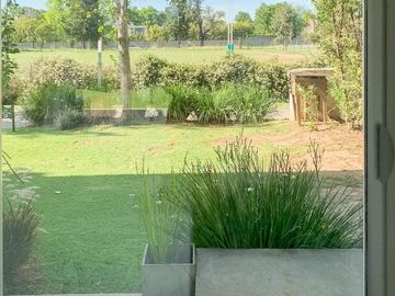 Venta casa Fisherton Pasos del Jockey barrio cerrado