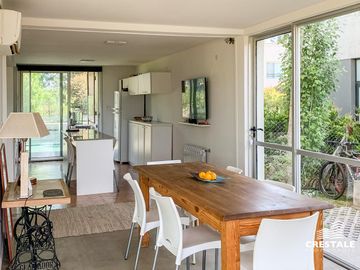 Venta casa Fisherton Pasos del Jockey barrio cerrado