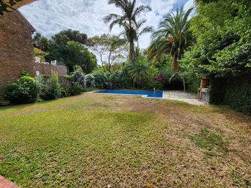 Casa a la venta en Martinez calle cortada Madero 2000 de Libertador al rio