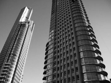 MULIERIS PUERTO MADERO