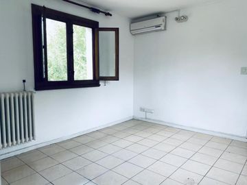 Casa en Venta 3 Ambientes en Los Pinguinos, Ituzaingo
