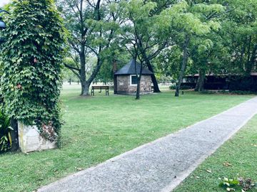 Casa en Venta 3 Ambientes en Los Pinguinos, Ituzaingo