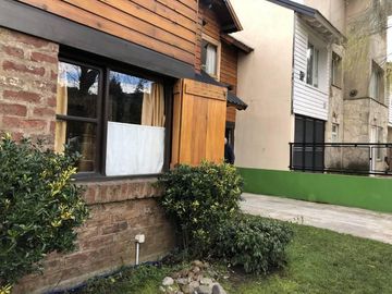 EN VENTA CASA EN PH 3 DORM, ESCRITORIO,QUINCHO CON PARRILLA Y GARACHE