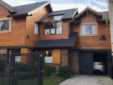 EN VENTA CASA EN PH 3 DORM, ESCRITORIO,QUINCHO CON PARRILLA Y GARACHE