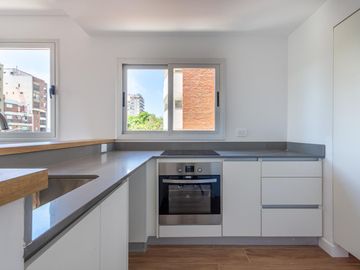 Venta departamento 3 ambientes en Olivos