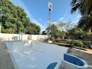 Casa colonial amueblada en venta en el centro de Mérida.