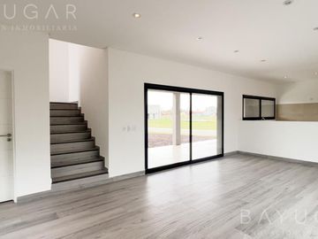 Venta Casa - Barrio Privado San Pablo - Pilar / A Estrenar - Luminosa
