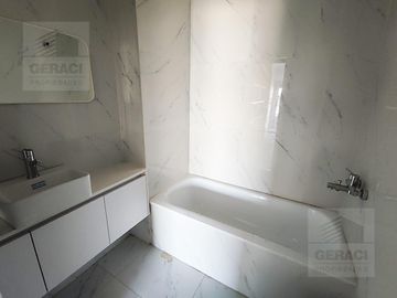 Departamento 4 amb con dep. - Entrega Inmediata - Caballito
