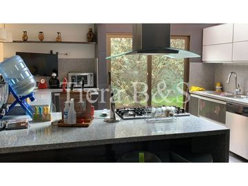 VENTA DE CASA EN SAN JOSÉ DE BAVARIA, 700 M2 POR $2.250'000.000