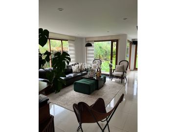 VENTA DE CASA EN SAN JOSÉ DE BAVARIA, 700 M2 POR $2.250'000.000