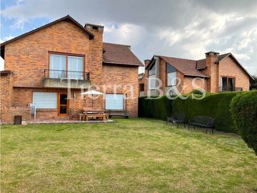VENTA DE CASA EN SAN JOSÉ DE BAVARIA, 800 M2 POR $1.980'000.000