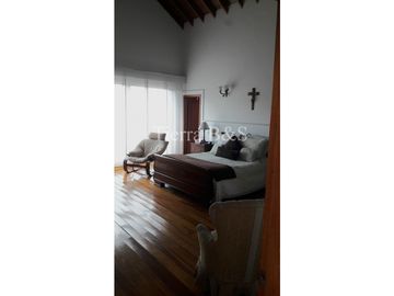 VENTA DE CASA EN SAN JOSÉ DE BAVARIA, 800 M2 POR $1.980'000.000