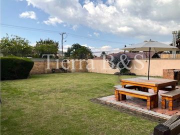VENTA DE CASA EN SAN JOSÉ DE BAVARIA, 800 M2 POR $1.980'000.000