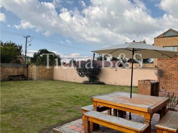 VENTA DE CASA EN SAN JOSÉ DE BAVARIA, 800 M2 POR $1.980'000.000