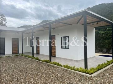 VENTA DE HERMOSA FINCA EN VILLETA, 2.340 M2 POR $1.050'000.000