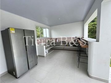 VENTA DE HERMOSA FINCA EN VILLETA, 2.340 M2 POR $1.050'000.000