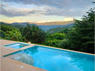VENTA DE CASA EN ANAPOIMA, LOTE DE 600 M2 POR $1.500'000.000