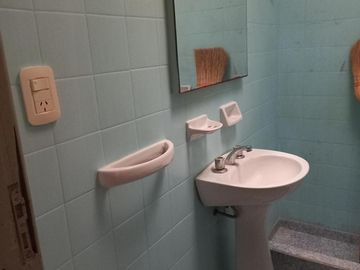 Casa en venta - 2 dormitorios 1 baño - 140mts2 - Gonnet