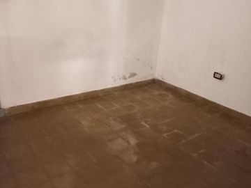 Casa en venta - 2 dormitorios 1 baño - 140mts2 - Gonnet