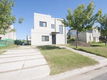 Barrio Privado Araucarias