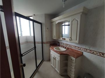 Apartamento en conjunto cerrado para arrendar en alamos,Pereira !!!