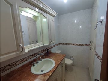 Apartamento en conjunto cerrado para arrendar en alamos,Pereira !!!