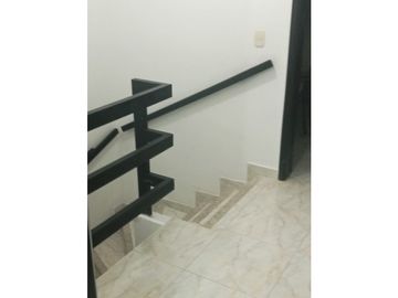 Se Vende Casa Duplex en Conjunto Cerrado Via Altagracia