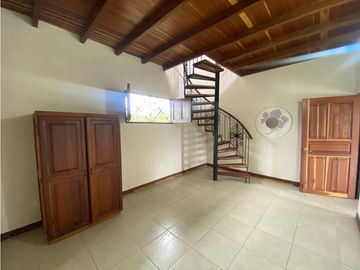 VENTA DE FINCA EN CALARCA VIA BARCELONA QUINDIO