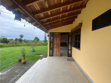 VENTA DE FINCA EN CALARCA VIA BARCELONA QUINDIO