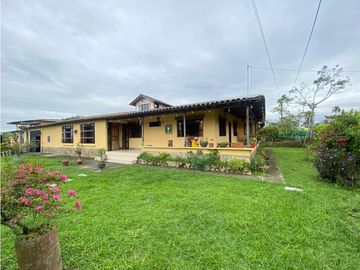 VENTA DE FINCA EN CALARCA VIA BARCELONA QUINDIO