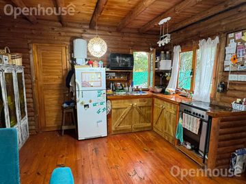 VENTA CASA MULTIFAMILIAR CON PILETA