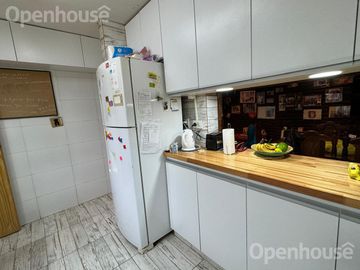 VENTA CASA MULTIFAMILIAR CON PILETA
