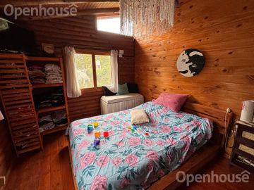 VENTA CASA MULTIFAMILIAR CON PILETA