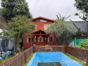 VENTA CASA MULTIFAMILIAR CON PILETA