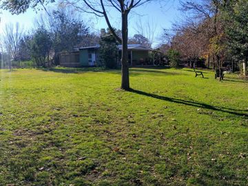 Casa en venta - 2 Dormitorios 1 Baño - Cocheras - 1.900Mts2 - Cañuelas