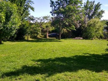Casa en venta - 2 Dormitorios 1 Baño - Cocheras - 1.900Mts2 - Cañuelas