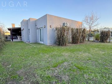 Venta  - Casa Barrio  El Aljibe  - Manzanares - Pilar APTO CRÉDITO