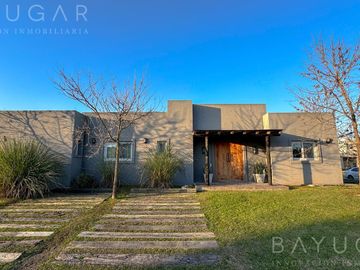 Venta  - Casa Barrio  El Aljibe  - Manzanares - Pilar APTO CRÉDITO