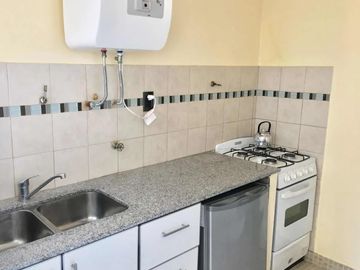 Departamento en venta - 2 dormitorios 1 baño - 52mts2 - Mar De Ajo